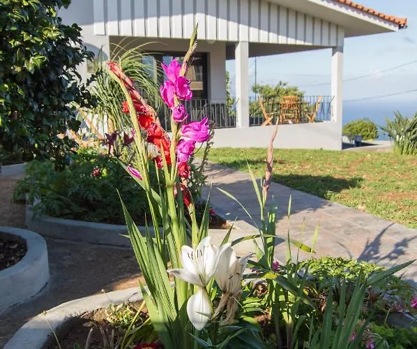 Reis Gaula 펜션 산타 크루즈